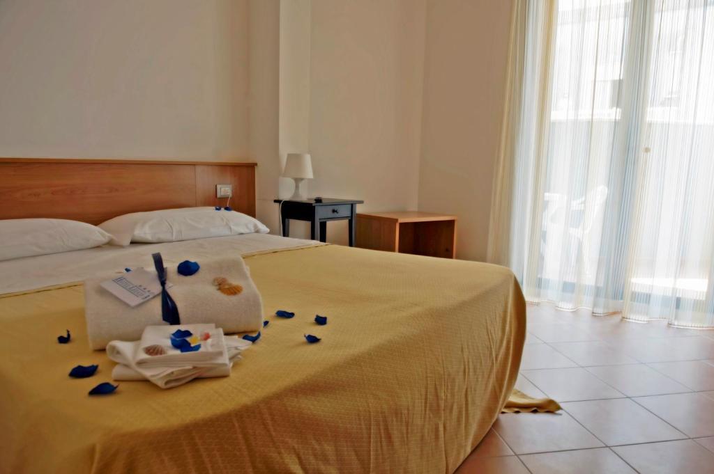 Hotel Leuco' Martinsicuro Eksteriør bilde